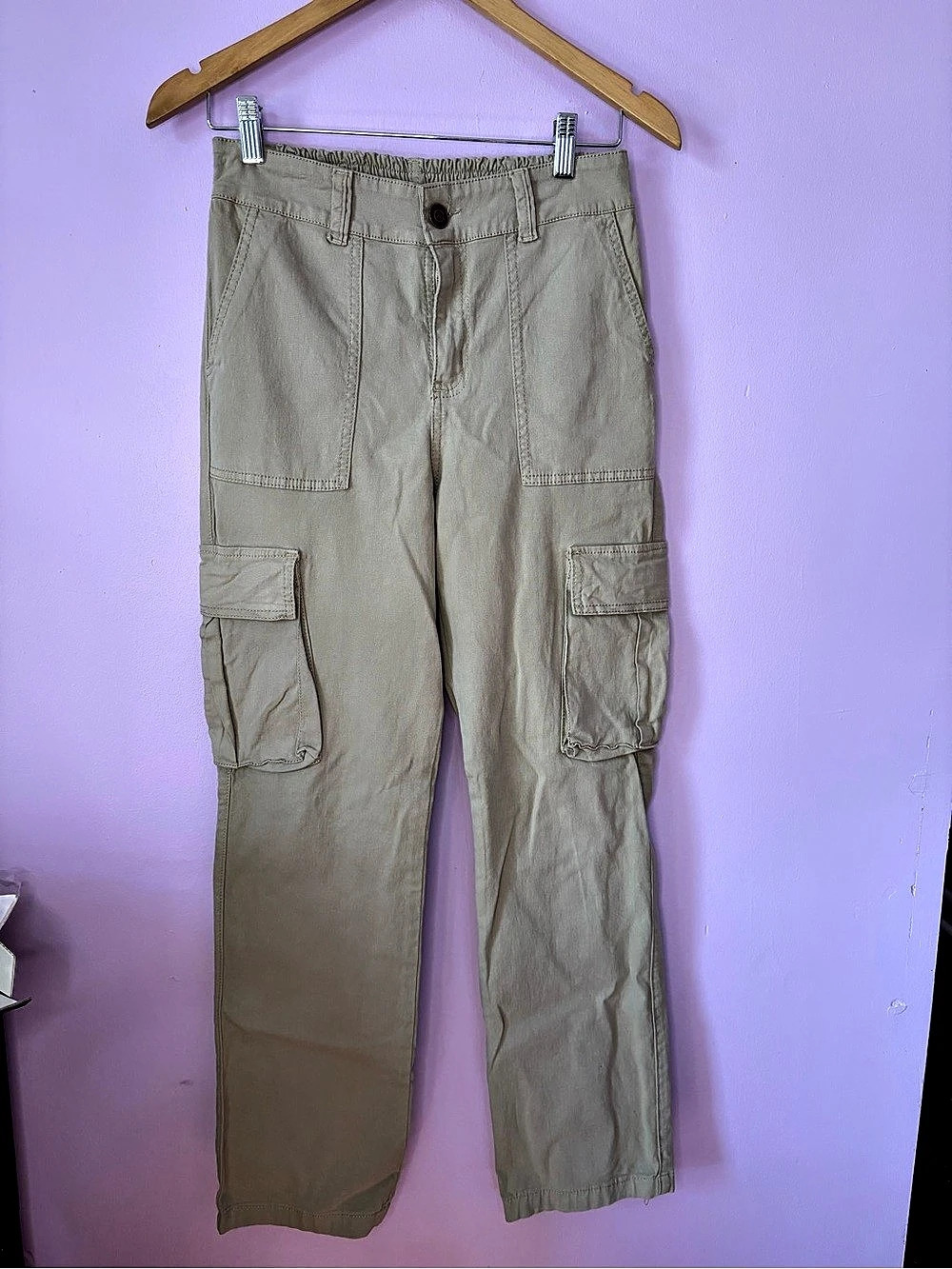 Women's Beige Cargo Pants NWT